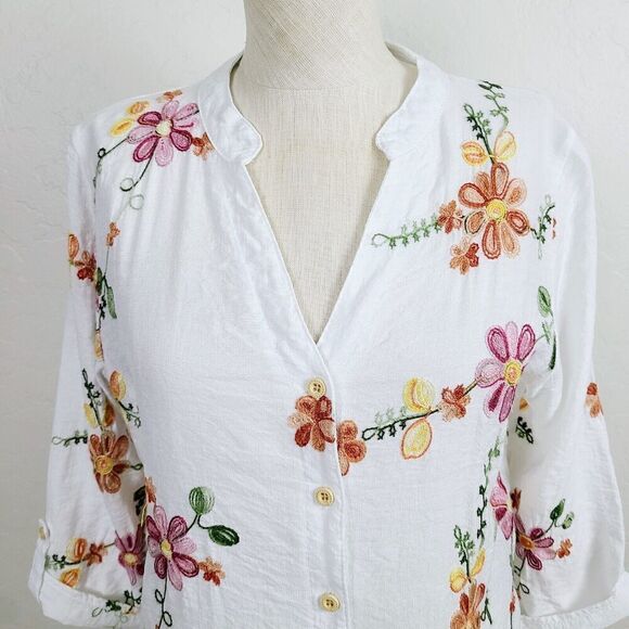 Kindred Womens Embroidered Floral V-Neck Button Boho Blouse‎ Size M 3/4 Sleeve - Picture 4 of 8